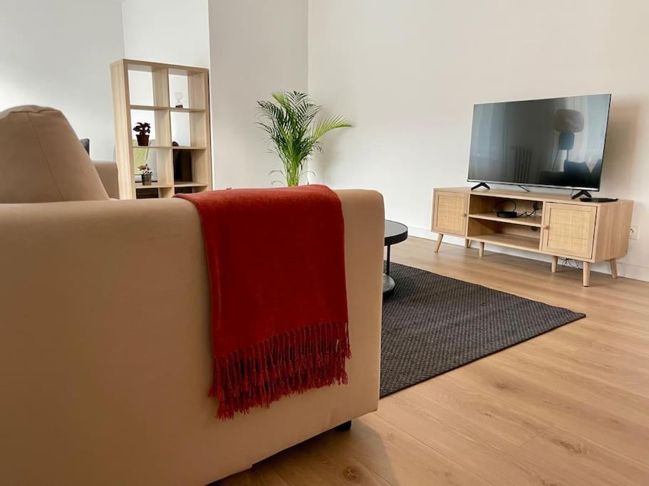Appartement 73M2 - 2 Chambres - Parking - Wi-Fi Toulouse Luaran gambar